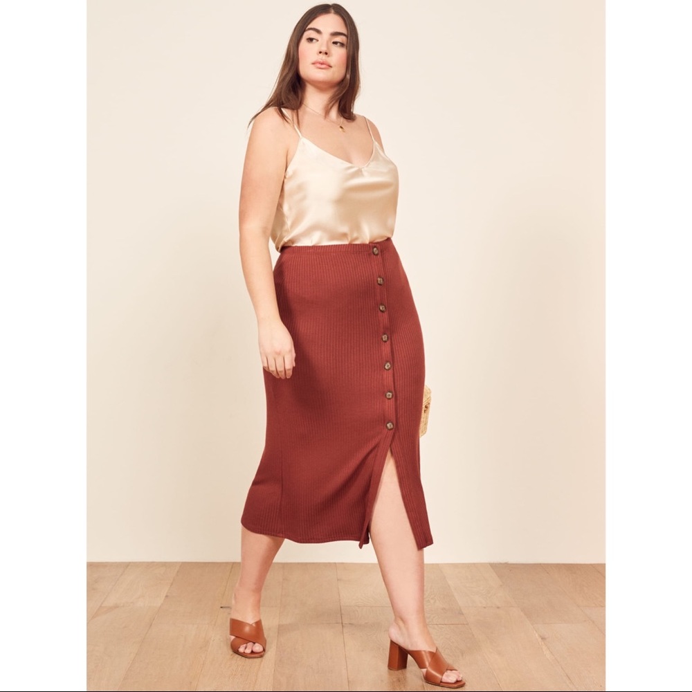 Reformation Rosie Skirt in Rust - Small